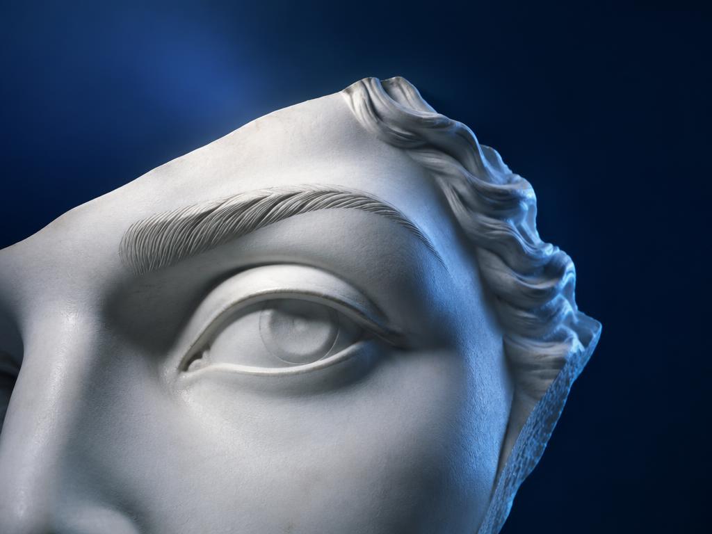 Escultura clássica destacando a região dos olhos e sobrancelhas, imagem ilustrativa